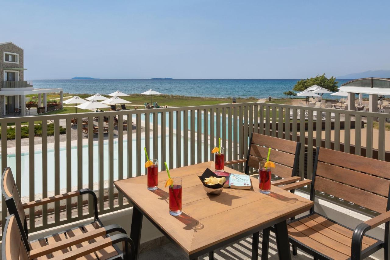 Thalassa Suites Almiros Beach Habitación foto