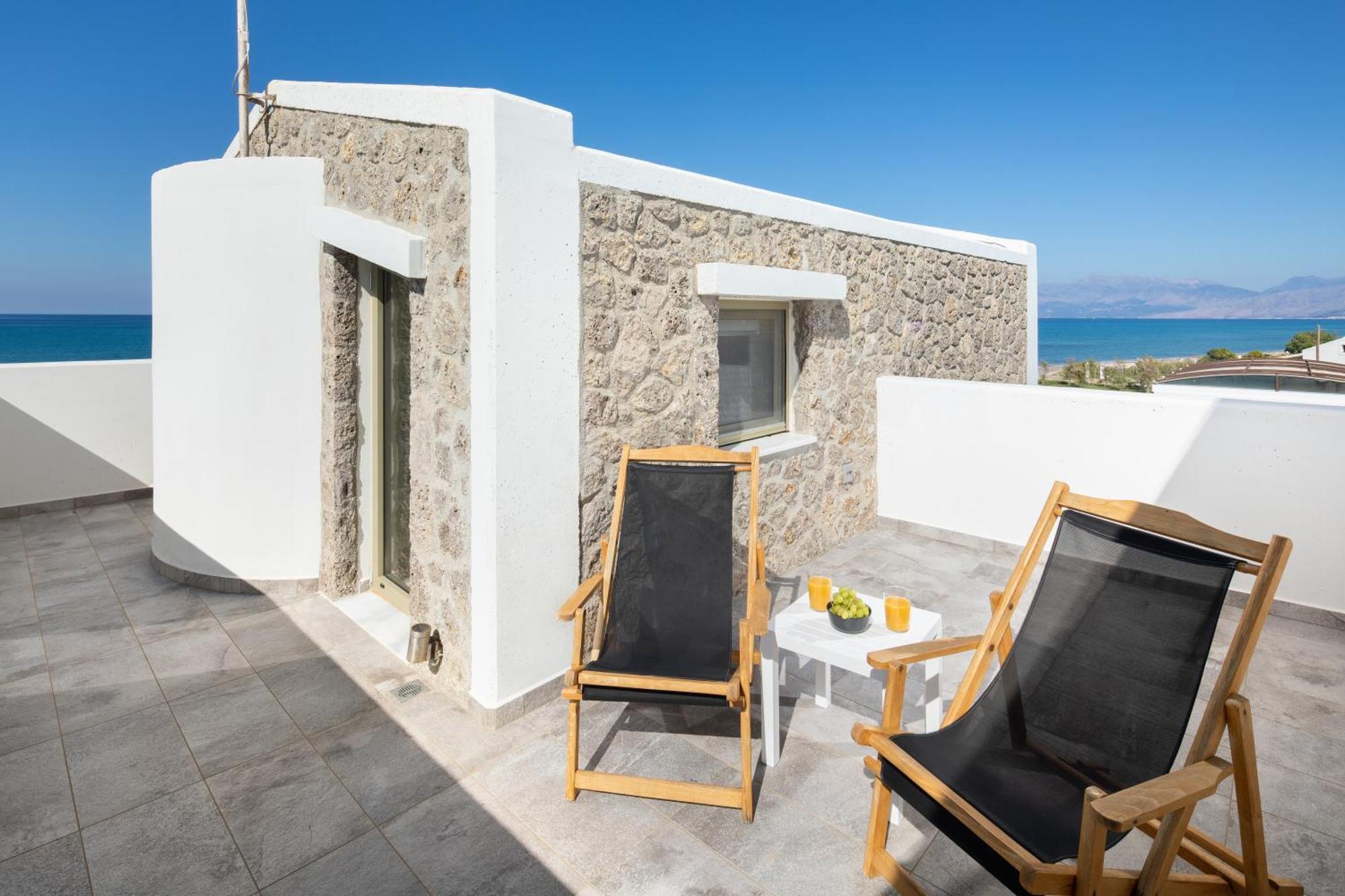 Thalassa Suites Almiros Beach Habitación foto